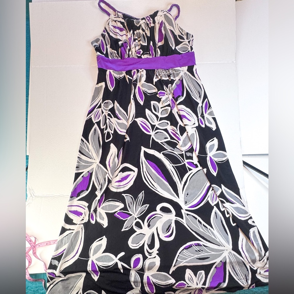 joei & i XL Floral Maxi Dress, Black, Purple & White - Picture 7 of 11